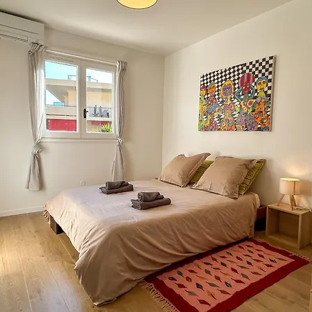 فيلة La Corne Dor - Spacious 2-level With Air Conditioning, Terrace And Pool *